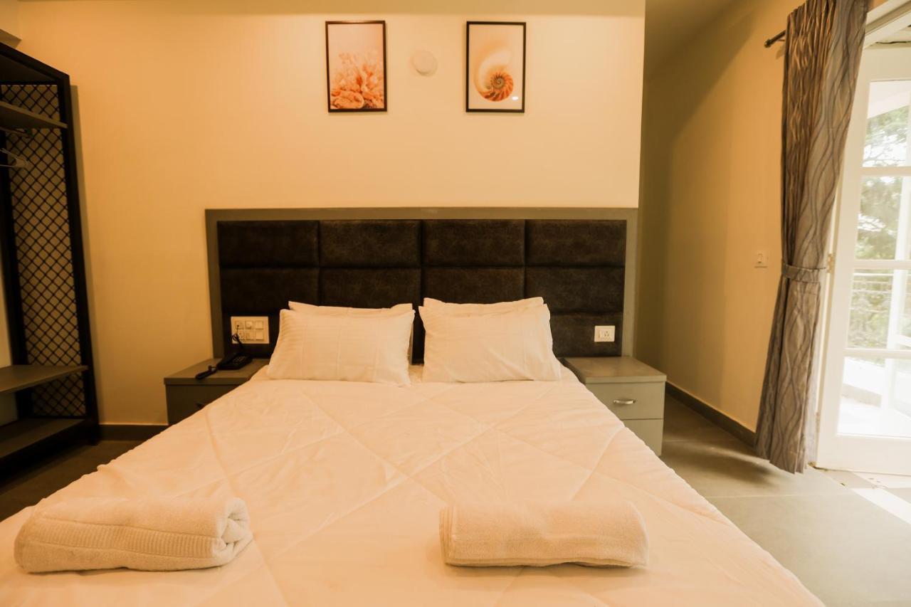 Coastal Pearl Hotel Miramar パナジ エクステリア 写真