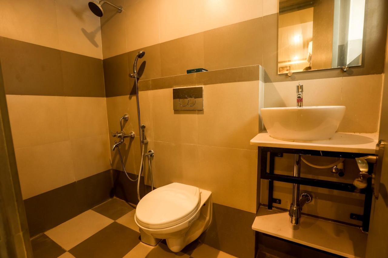 Coastal Pearl Hotel Miramar パナジ エクステリア 写真